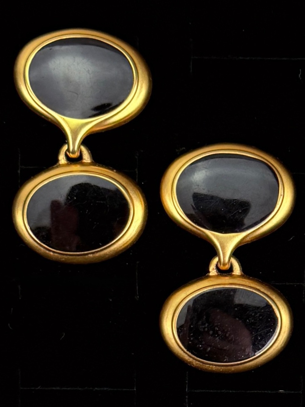 Vintage Gold Tone Black Inlay Double Oval Dangle Pierced Earrings